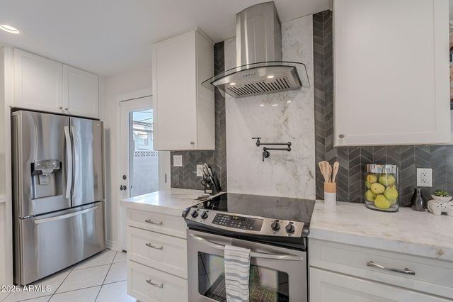 8263 E Cypress Street, Scottsdale, AZ 85257
