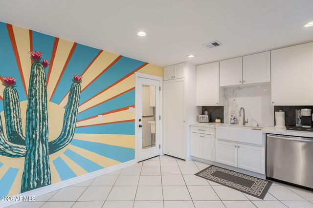 8263 E Cypress Street, Scottsdale, AZ 85257