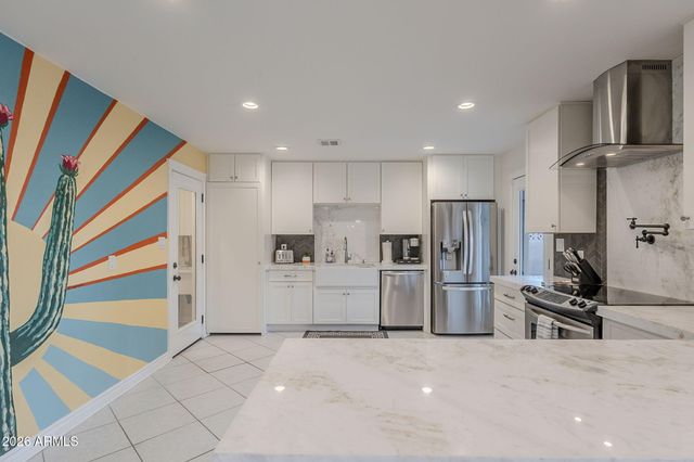 8263 E Cypress Street, Scottsdale, AZ 85257