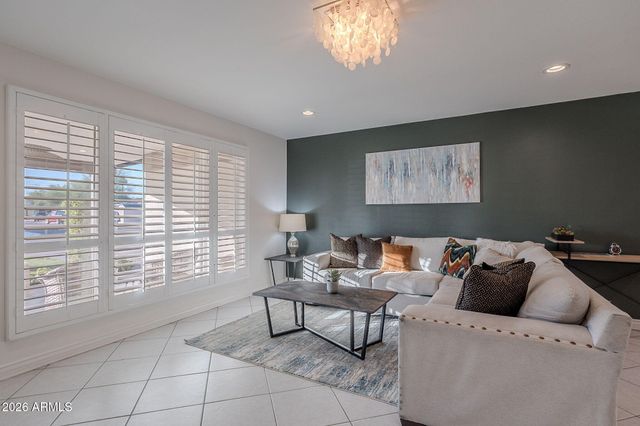 8263 E Cypress Street, Scottsdale, AZ 85257