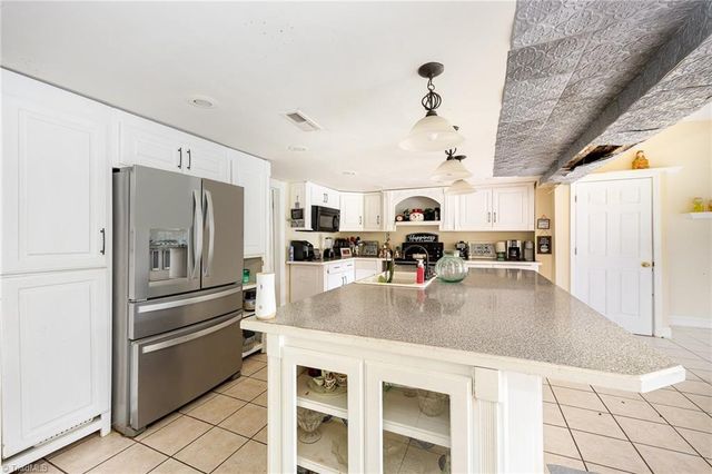 334 E Swannanoa Avenue, Liberty, NC 27298