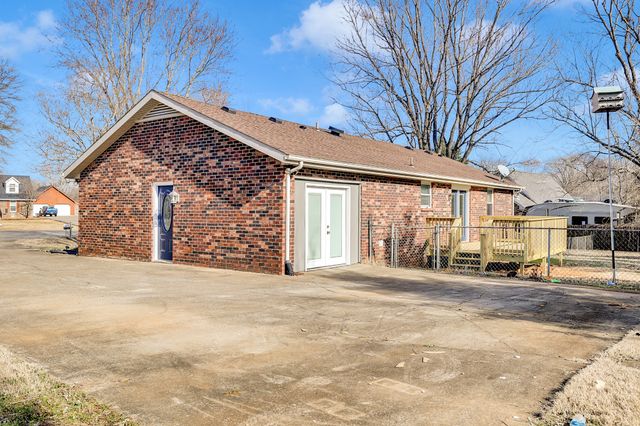 106 Sondra Ct, Smyrna, TN 37167