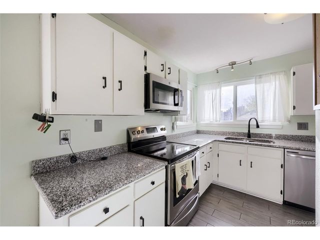 10500 W Fair Ave B, Littleton, CO 80127