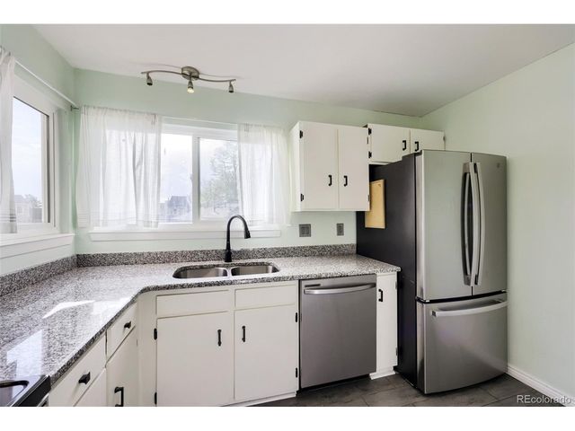 10500 W Fair Ave B, Littleton, CO 80127