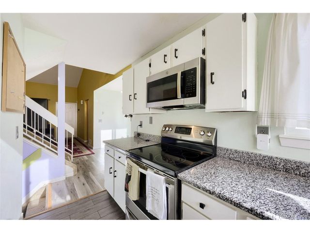 10500 W Fair Ave B, Littleton, CO 80127