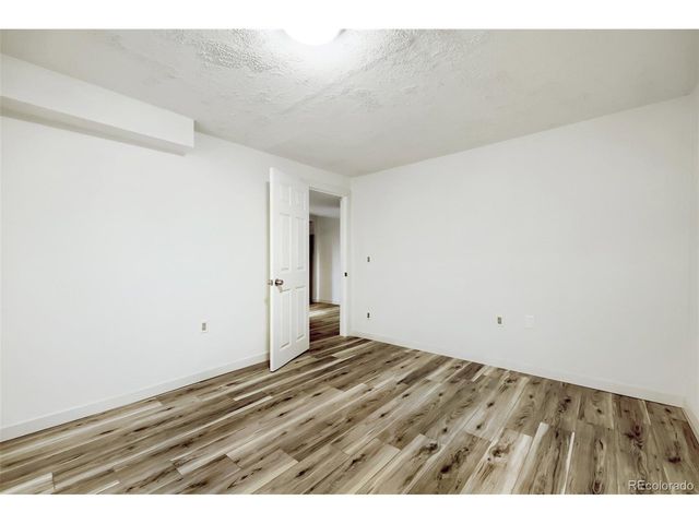 10500 W Fair Ave B, Littleton, CO 80127