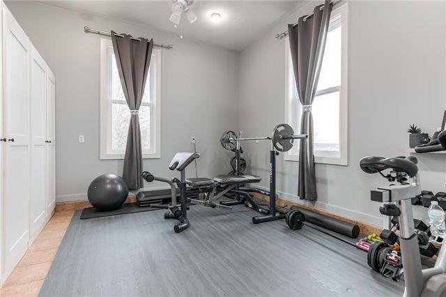 22528 Hatchell Road, Tonganoxie, KS 66086