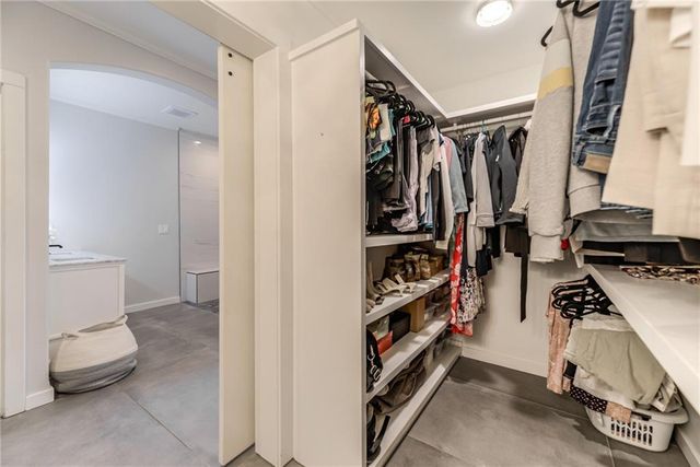 22528 Hatchell Road, Tonganoxie, KS 66086