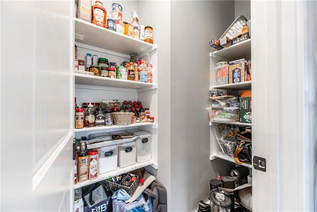 22528 Hatchell Road, Tonganoxie, KS 66086