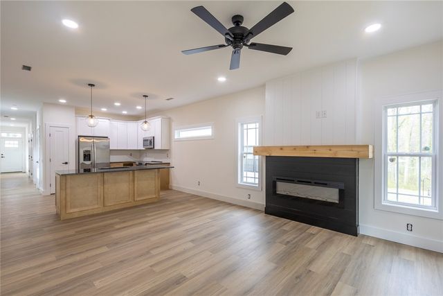 320 Thompson Street, Pendleton, SC 29670