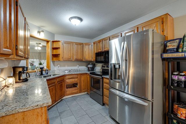 684 Debbie Lane, Ringgold, GA 30736