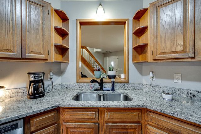 684 Debbie Lane, Ringgold, GA 30736