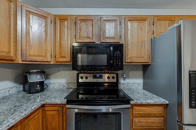 684 Debbie Lane, Ringgold, GA 30736