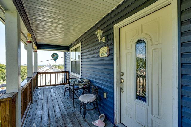 684 Debbie Lane, Ringgold, GA 30736