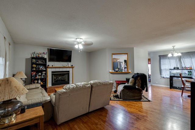 684 Debbie Lane, Ringgold, GA 30736