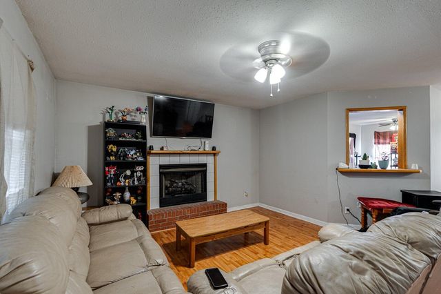 684 Debbie Lane, Ringgold, GA 30736