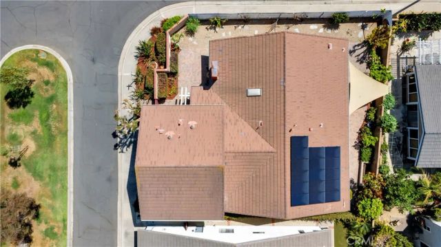 22 Yorktown, Irvine, CA 92620