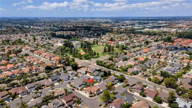 22 Yorktown, Irvine, CA 92620