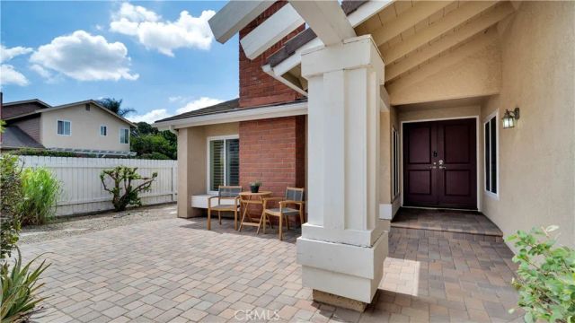 22 Yorktown, Irvine, CA 92620