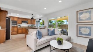22 Yorktown, Irvine, CA 92620
