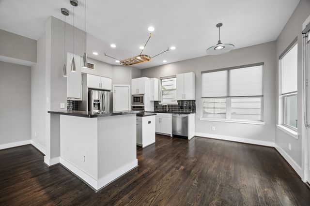 5602 Schuler Street, Houston, TX 77007