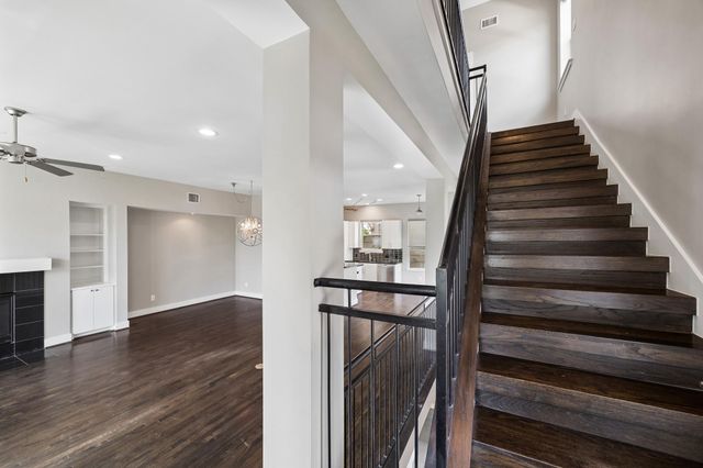 5602 Schuler Street, Houston, TX 77007