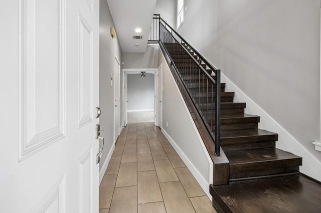 5602 Schuler Street, Houston, TX 77007