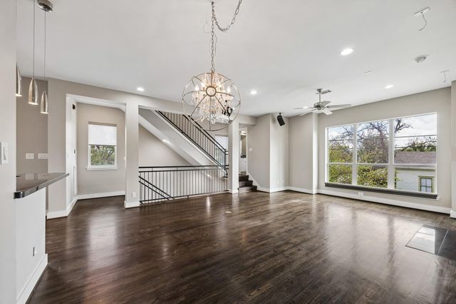 5602 Schuler Street, Houston, TX 77007