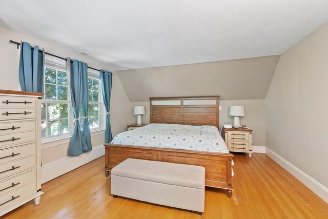 83 Longview St, Haverhill, MA 01830