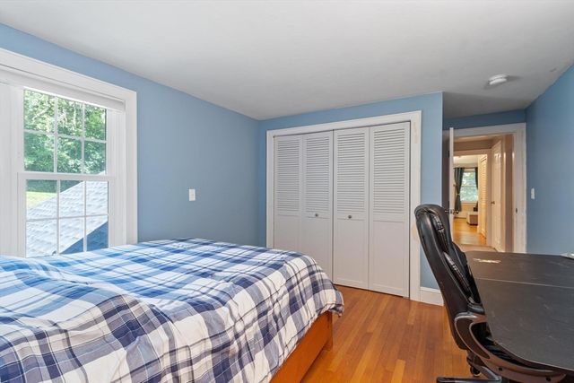 83 Longview St, Haverhill, MA 01830