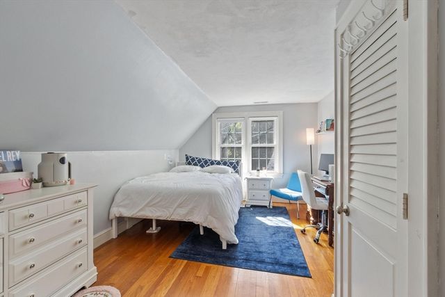 83 Longview St, Haverhill, MA 01830