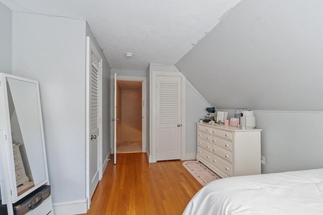 83 Longview St, Haverhill, MA 01830
