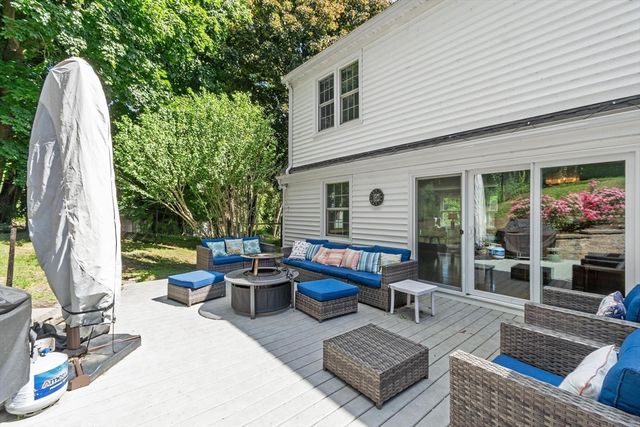 83 Longview St, Haverhill, MA 01830