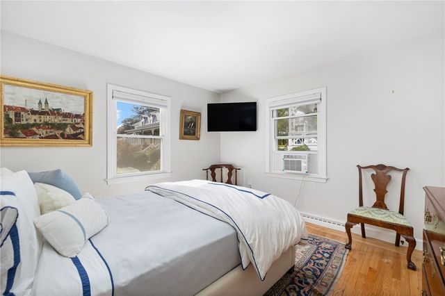 6 Cliff Terrace, Newport, RI 02840