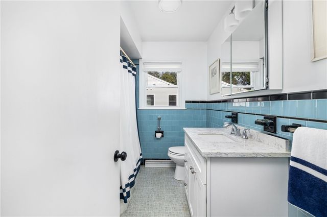 6 Cliff Terrace, Newport, RI 02840