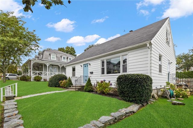 6 Cliff Terrace, Newport, RI 02840