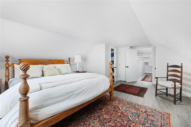 6 Cliff Terrace, Newport, RI 02840