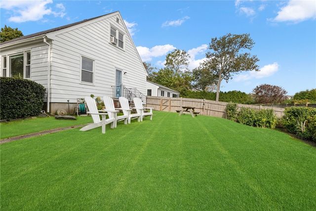 6 Cliff Terrace, Newport, RI 02840