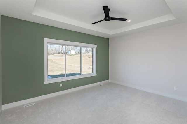 5766 Arbor Springs Drive, Pleasant Hill, IA 50327