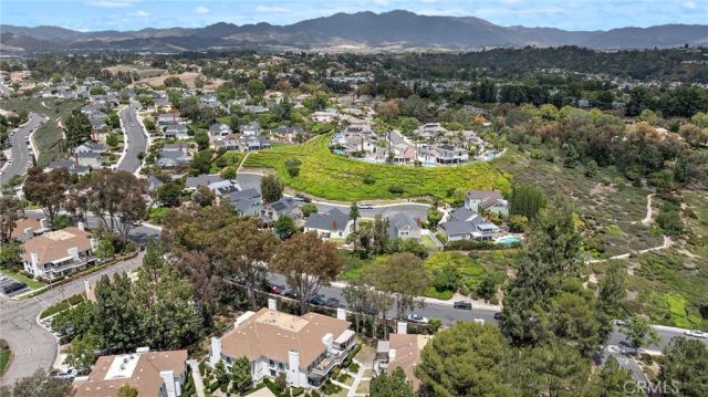 22278 Redwood Pointe 5H, Lake Forest, CA 92630