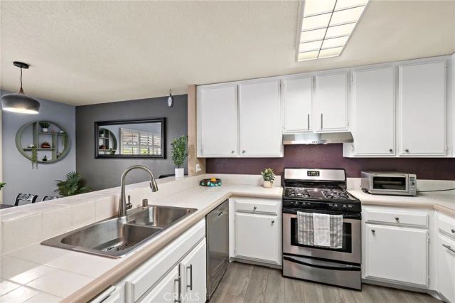 22278 Redwood Pointe 5H, Lake Forest, CA 92630
