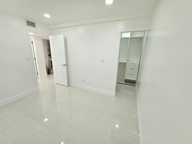 6201 SW 37th Street 113, Davie, FL 33314