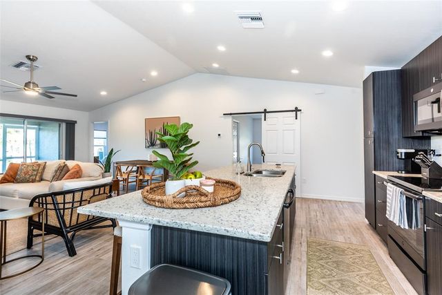 219 LEWIS CIRCLE 112, Punta Gorda, FL 33950