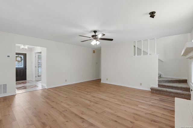 2906 BARREL OAK ST, San Antonio, TX 78231
