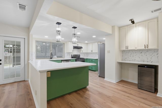 2906 BARREL OAK ST, San Antonio, TX 78231