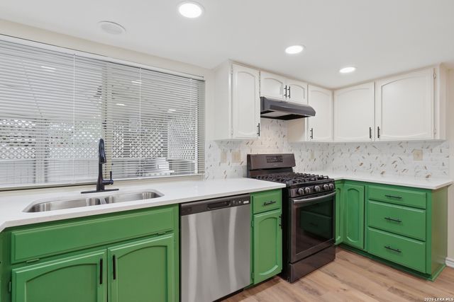 2906 BARREL OAK ST, San Antonio, TX 78231