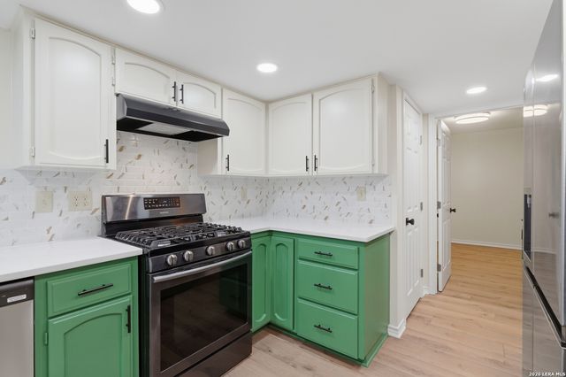 2906 BARREL OAK ST, San Antonio, TX 78231