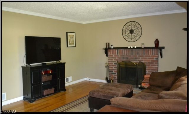 2202 Murray Ave, South Plainfield Boro, NJ 07080