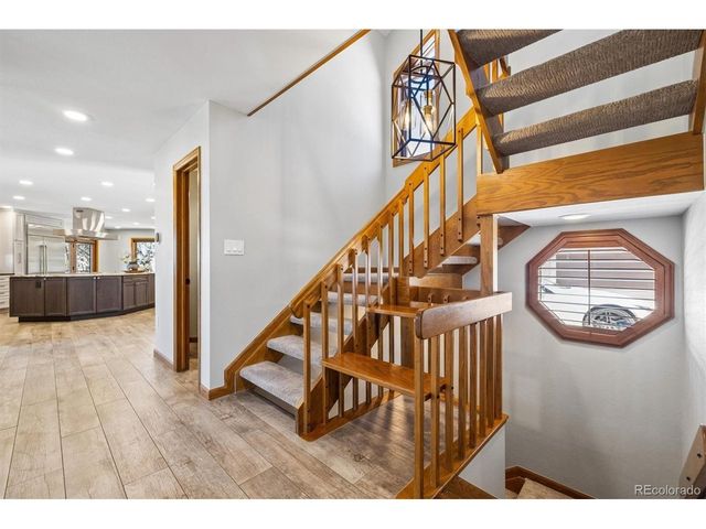6166 S Netherland Cir, Centennial, CO 80016