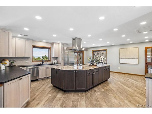 6166 S Netherland Cir, Centennial, CO 80016